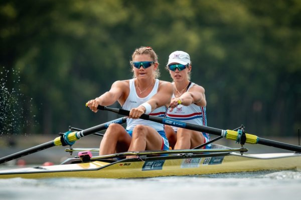 海陆证券 上海赛艇世锦赛上演感人一幕：为凯蒂而冲！英国女子双人单桨逆袭晋级