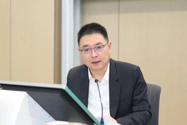 盈富优配 从“拯救老屋”到“产业焕新”，松阳县委书记在浙大课堂分享县域发展经验